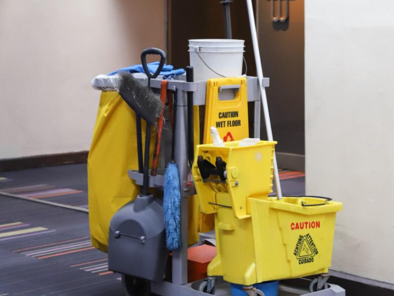 What Do Commercial Cleaners Near Me Need to Be Licensed For?